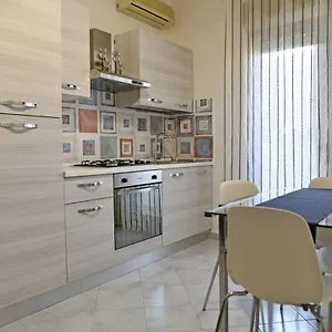 https://casa-vacanze-le-palme-netine.sicilyhotelsitaly.net