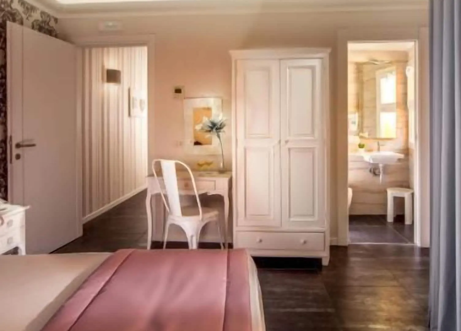 Hotel Rome Visits 2*,